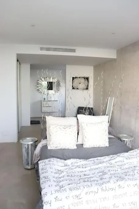 Amazing Villa In Benalmadena